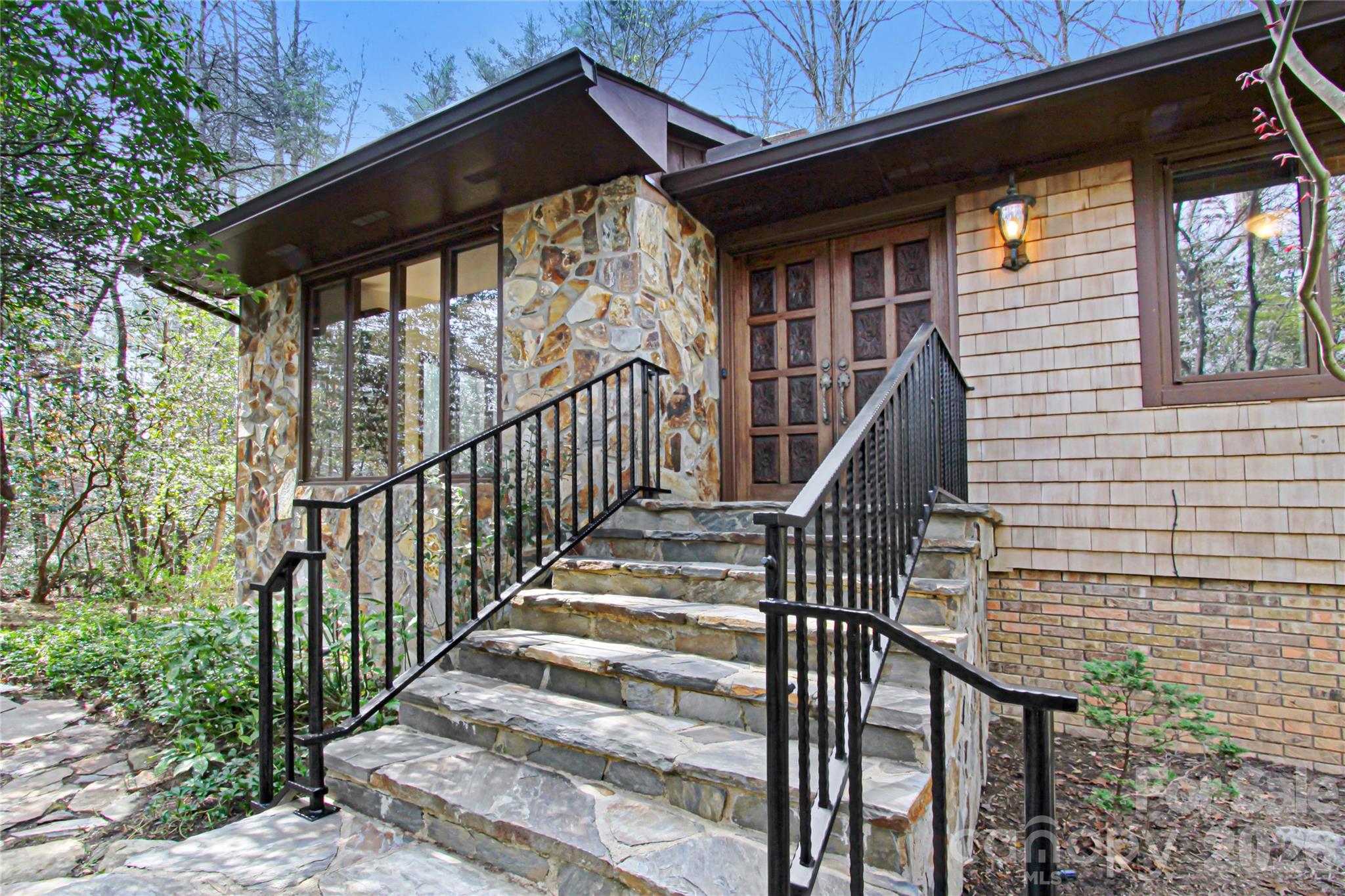 540 Chickadee Lane