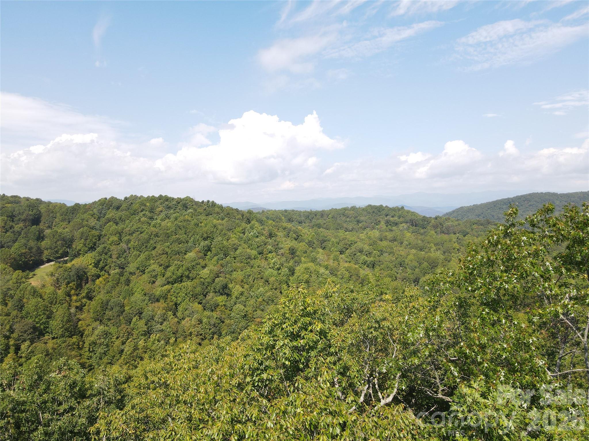 283 Ladd Ridge