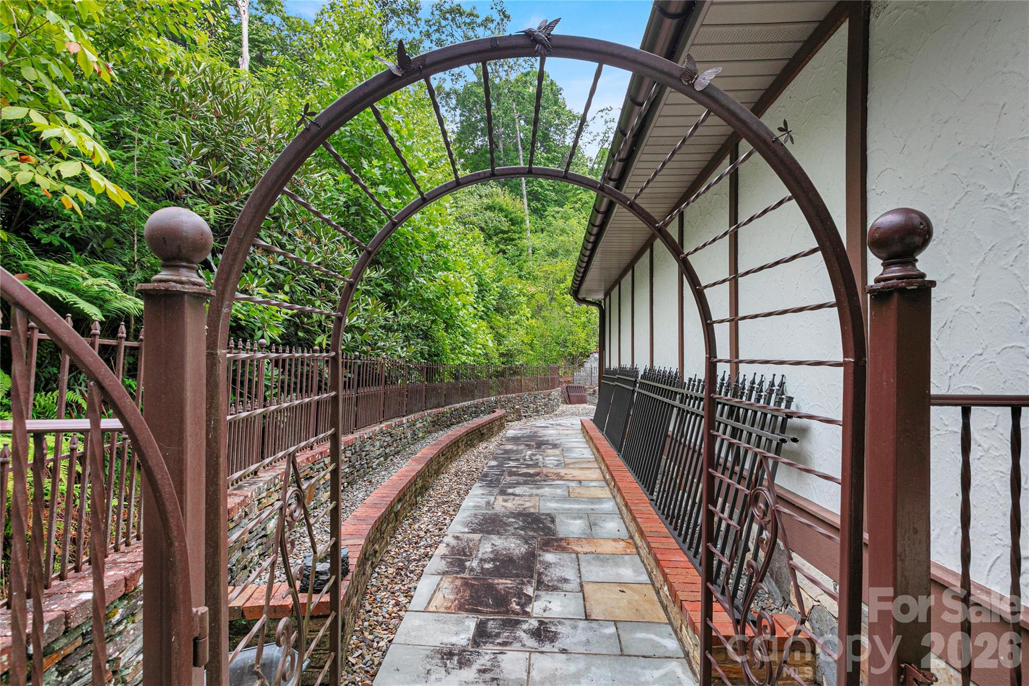 275 Hubbard Hollow Road