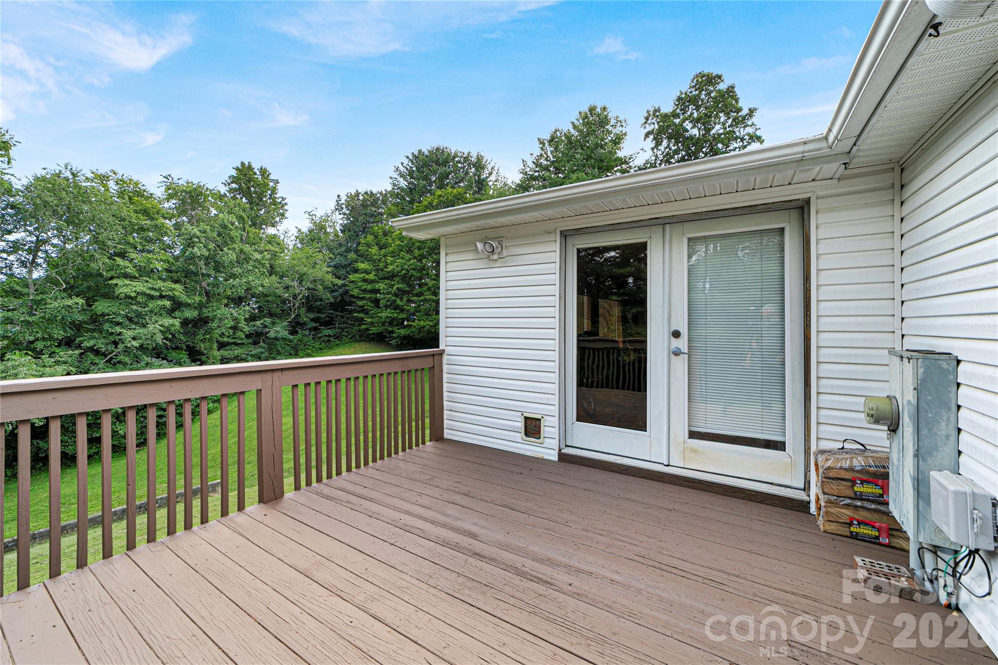 15 Windy Canyon Road