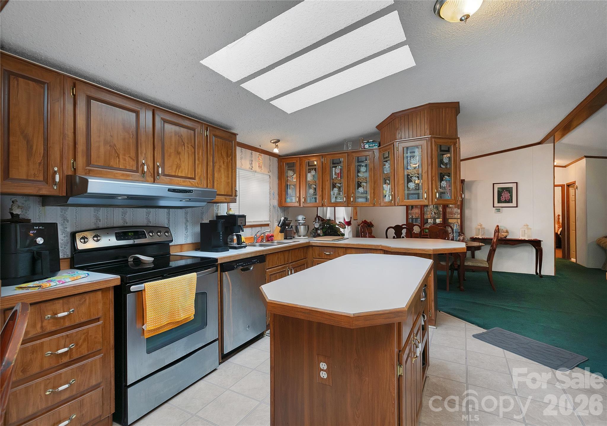 15 Windy Canyon Road