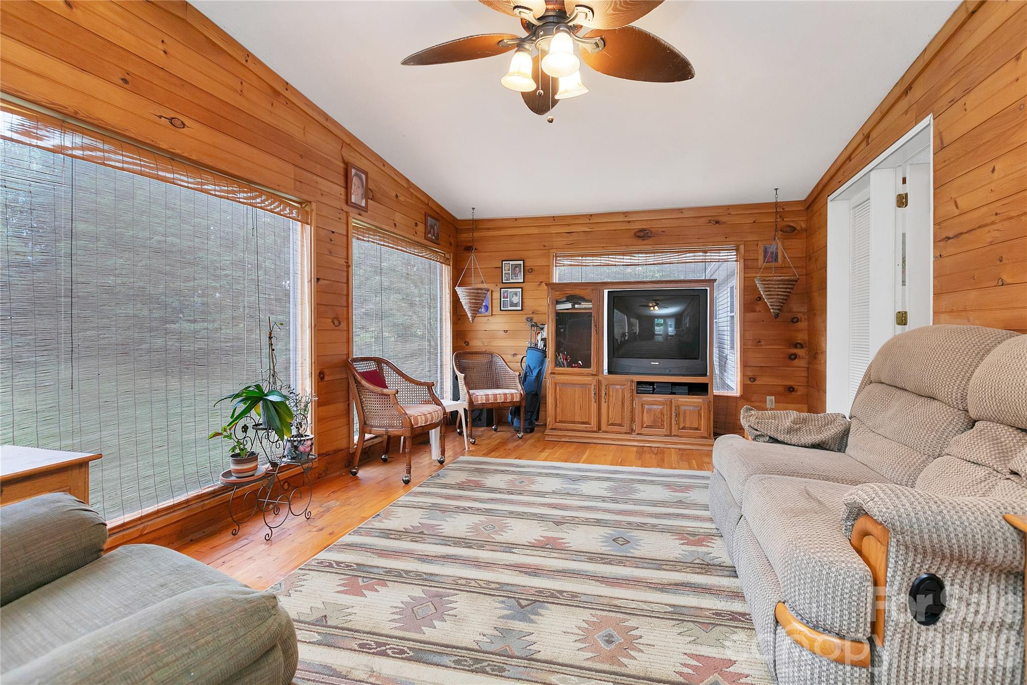 15 Windy Canyon Road