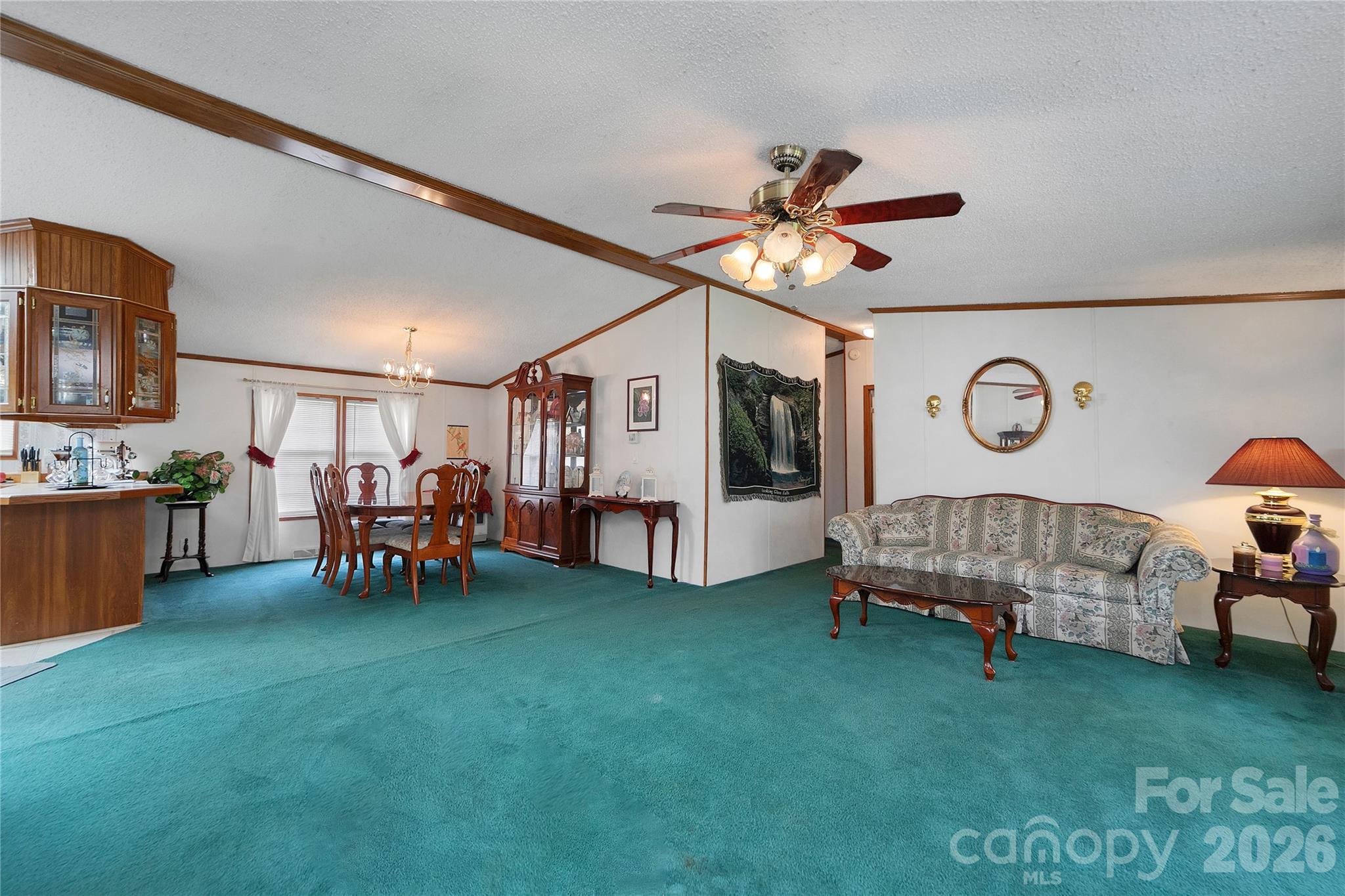 15 Windy Canyon Road