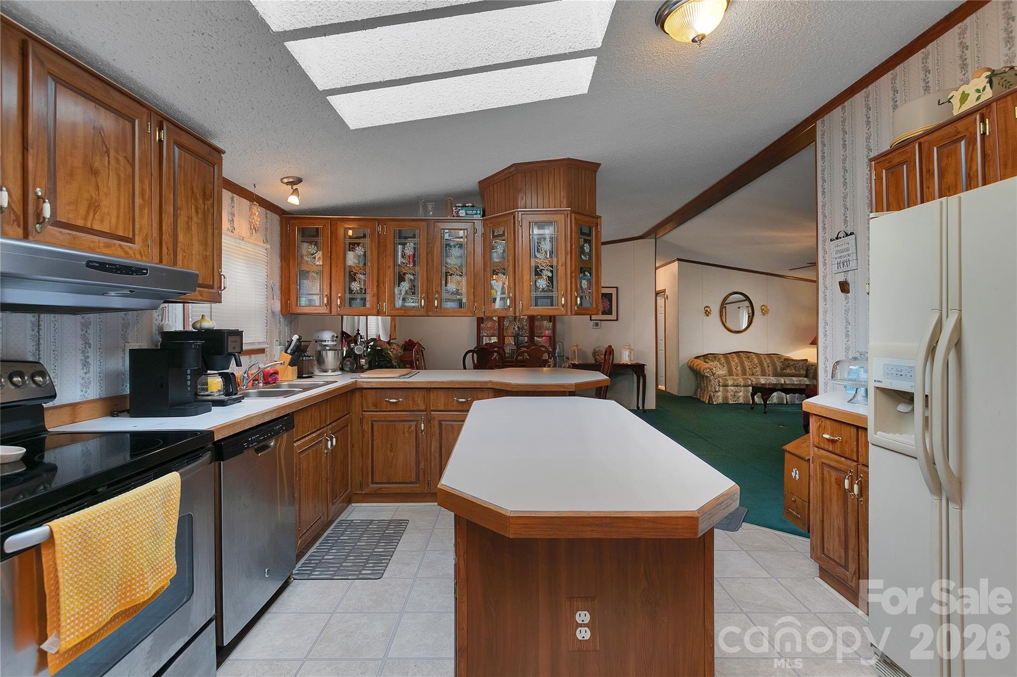 15 Windy Canyon Road