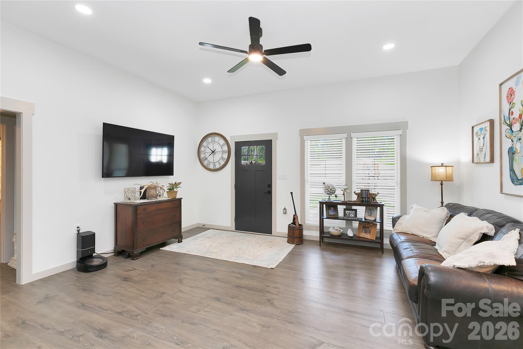 98 Lexxi Lane