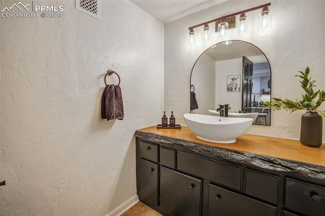 14415 Club Villa Drive B