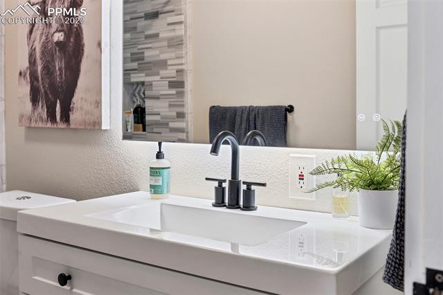 403 Pioneer Creek Drive