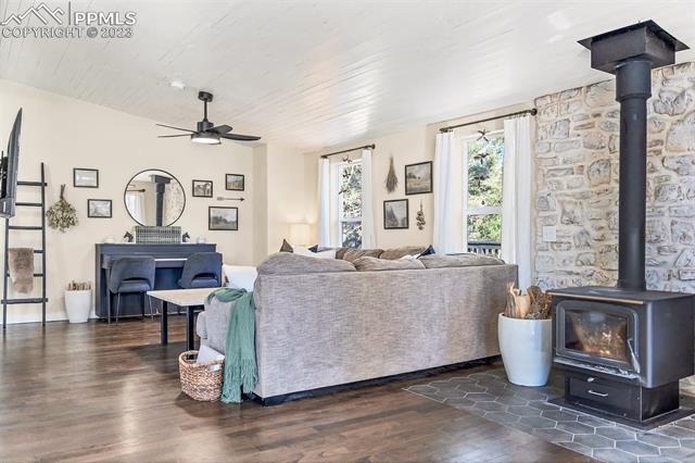 403 Pioneer Creek Drive