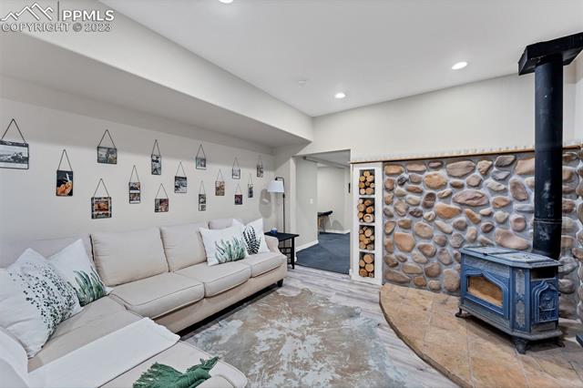 403 Pioneer Creek Drive