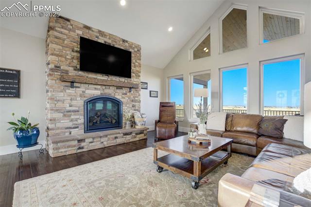 6875 Cowboy Ranch View