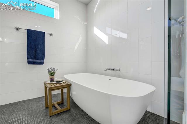 6875 Cowboy Ranch View