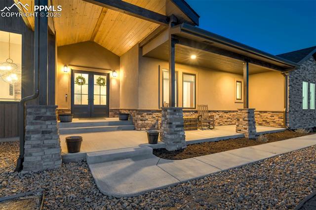 6875 Cowboy Ranch View