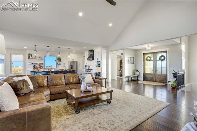 6875 Cowboy Ranch View