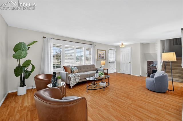 1430 De Reamer Circle