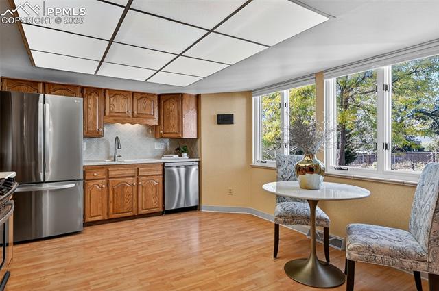 1430 De Reamer Circle