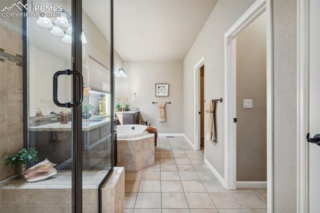 6153 Radiant Sky Lane