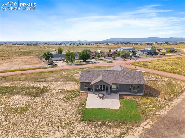 469 E Gentry Drive