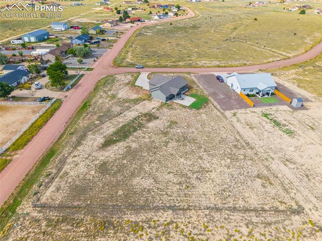 469 E Gentry Drive