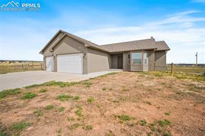 469 E Gentry Drive
