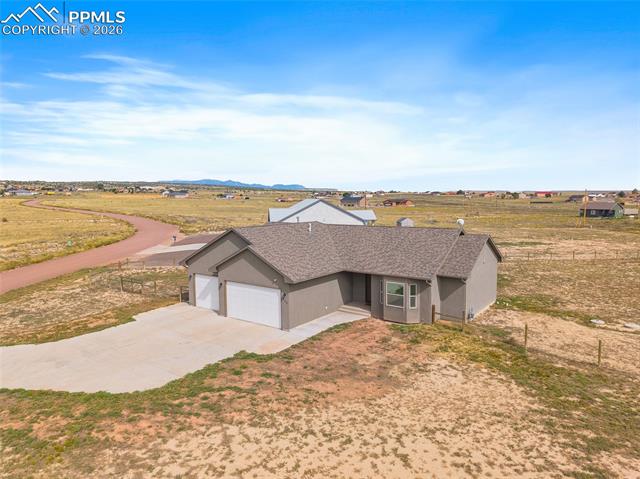 469 E Gentry Drive
