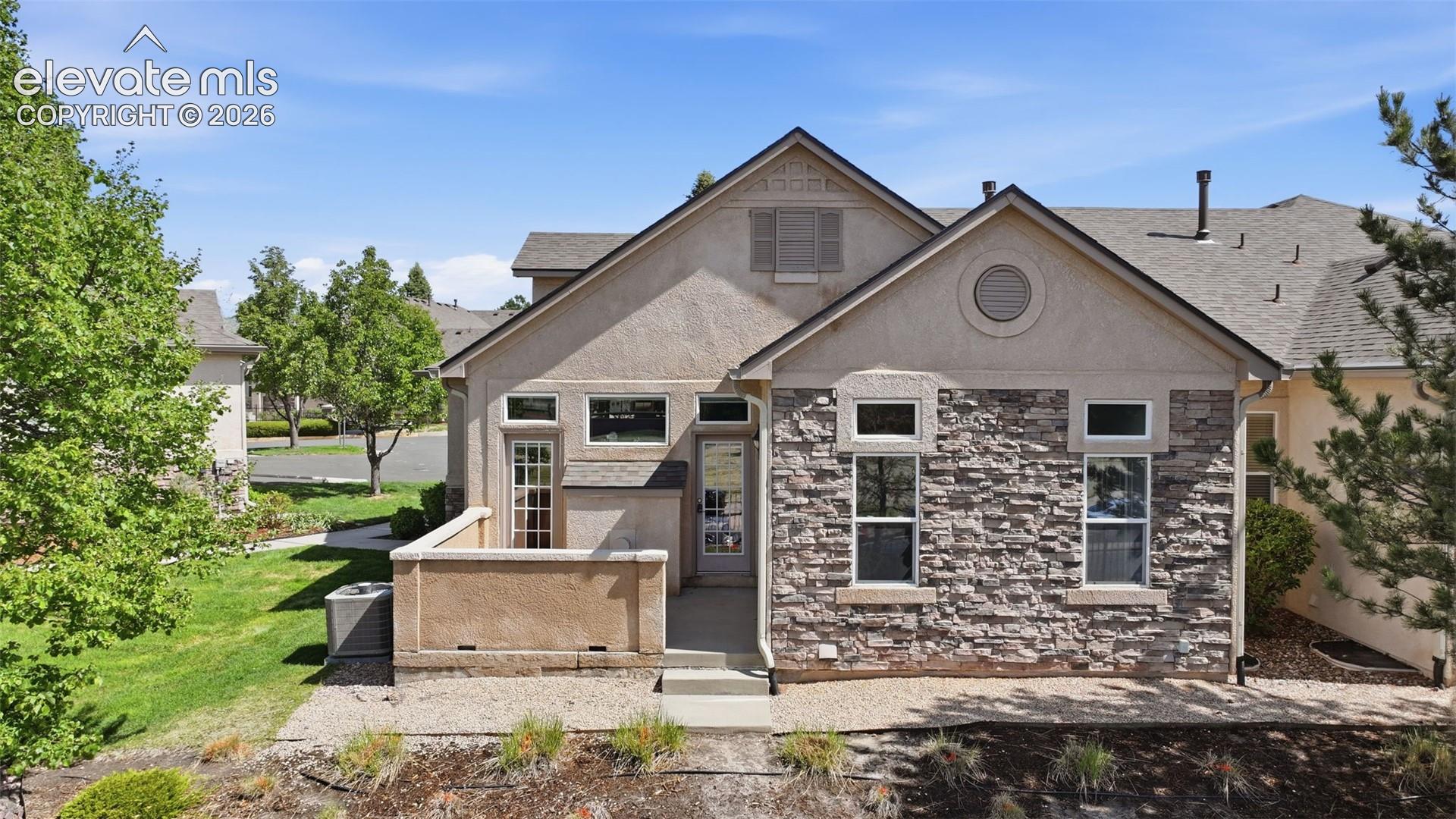 3417 Plantation Grove