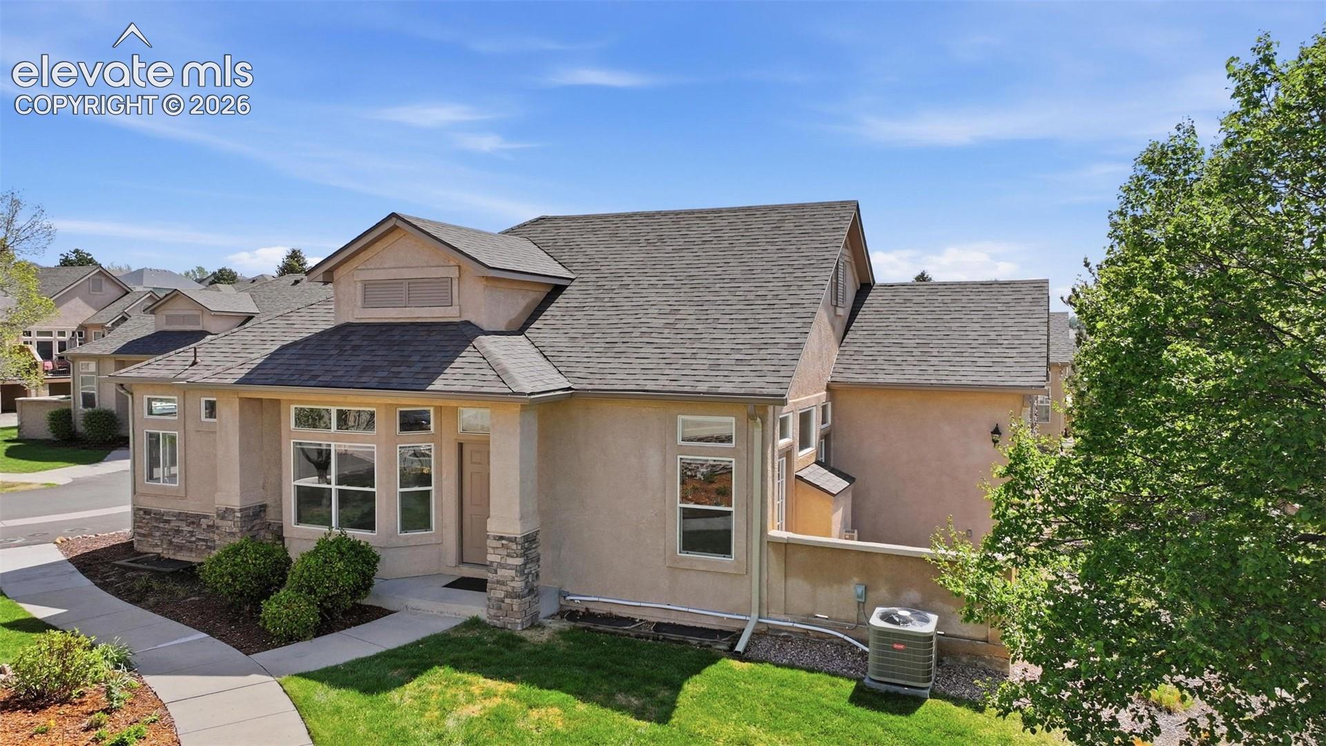3417 Plantation Grove