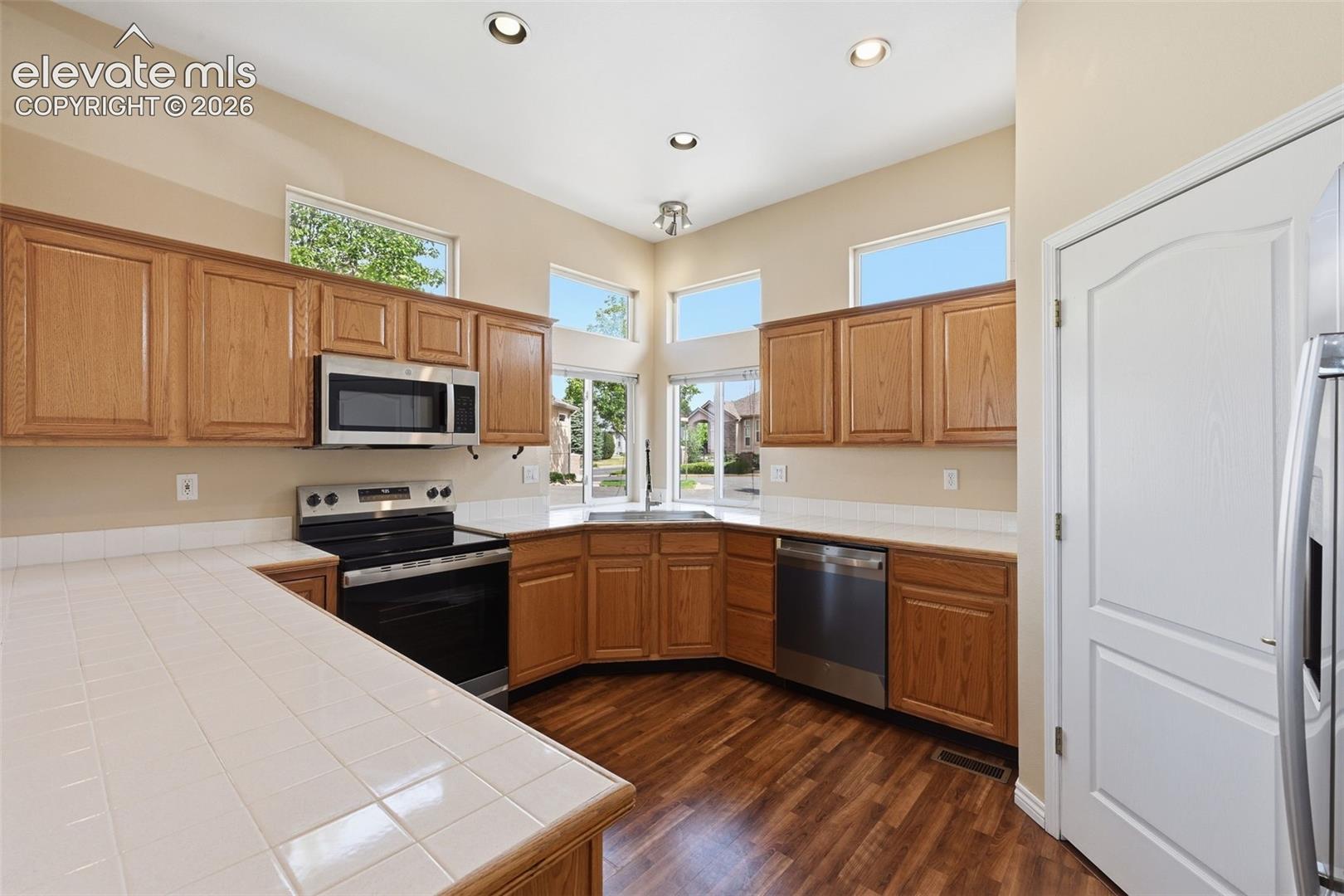 3417 Plantation Grove