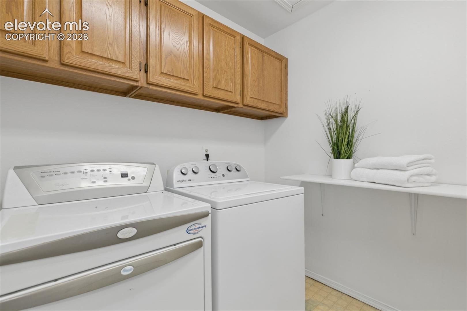 2485 Shiprock Way