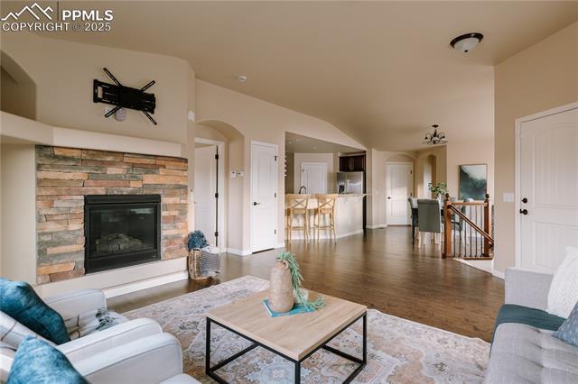 5312 Oak Spring Heights