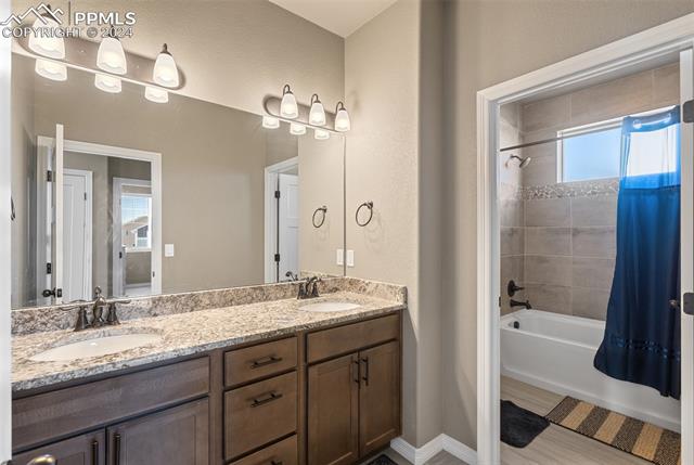 9712 Arbor Walk Lane