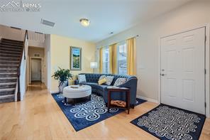 8869 Meadow Rose View