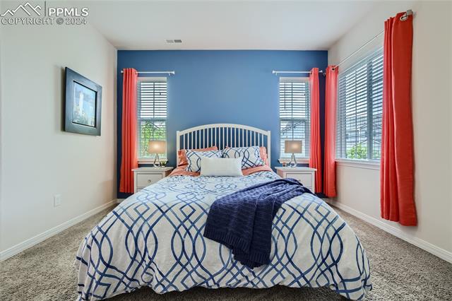 8869 Meadow Rose View