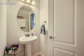 8869 Meadow Rose View
