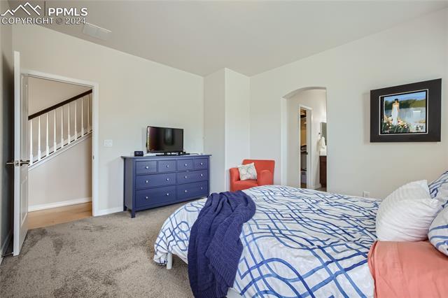 8869 Meadow Rose View