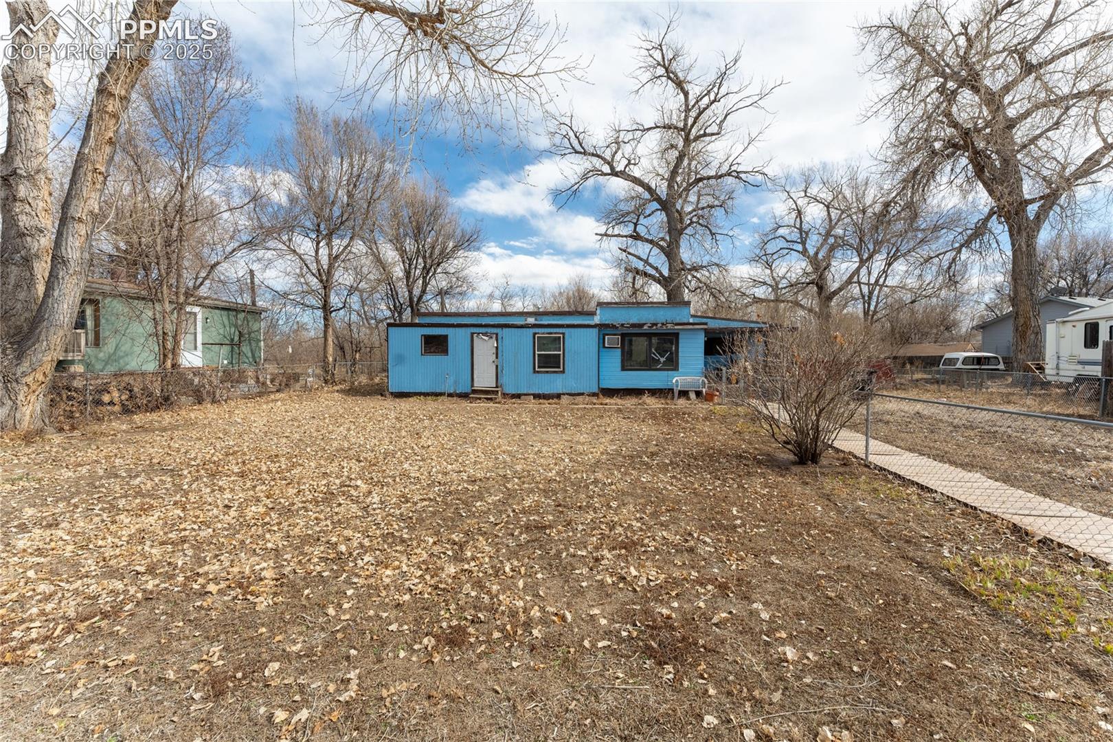 1331 Forest Road