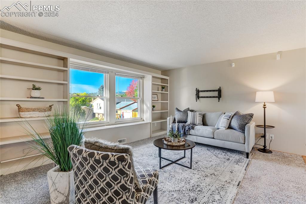 5165 Bridle Place