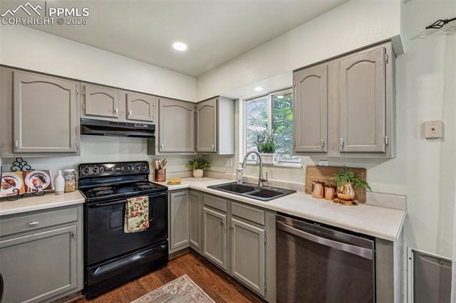 7233 River Bend Road