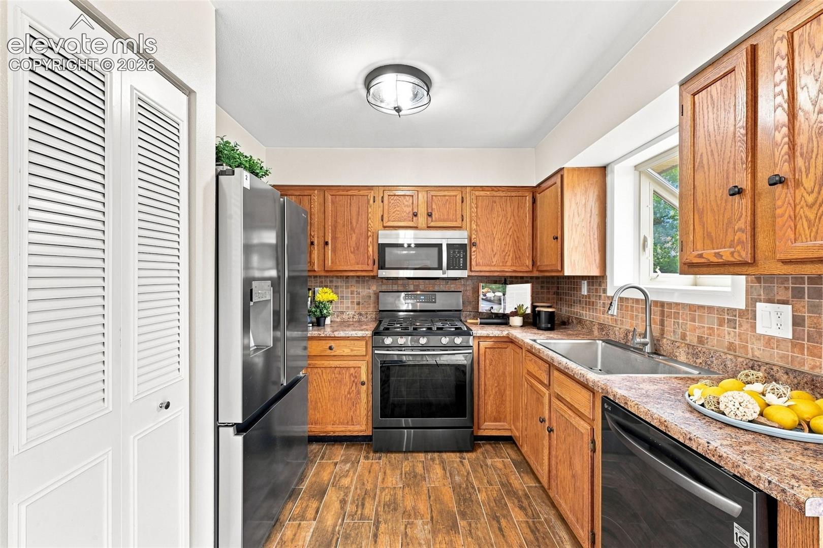 7520 Vineland Trail