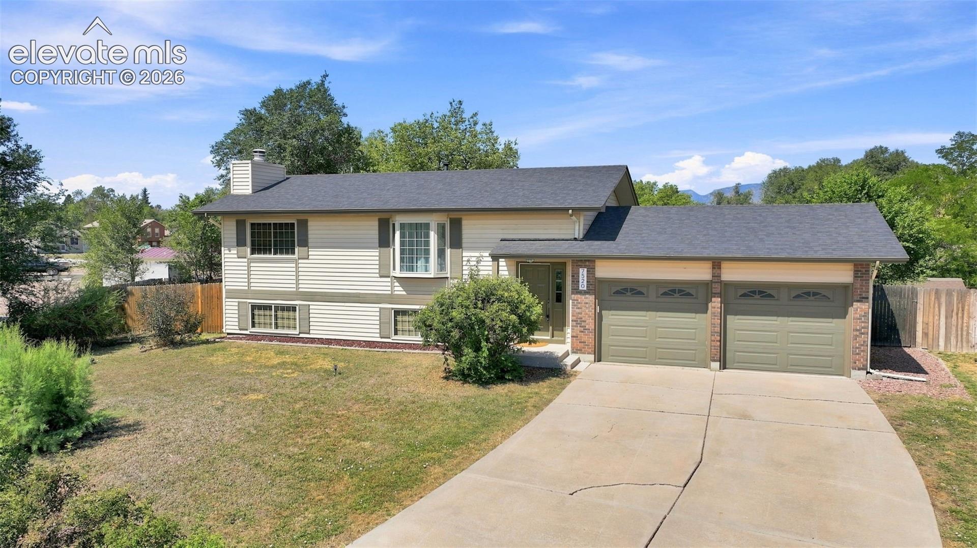 7520 Vineland Trail