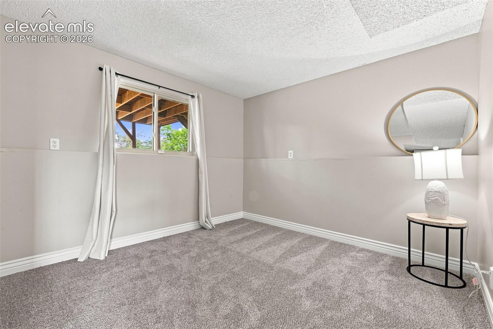 7520 Vineland Trail