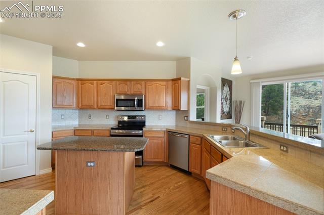 2532 Sierra Oak Drive