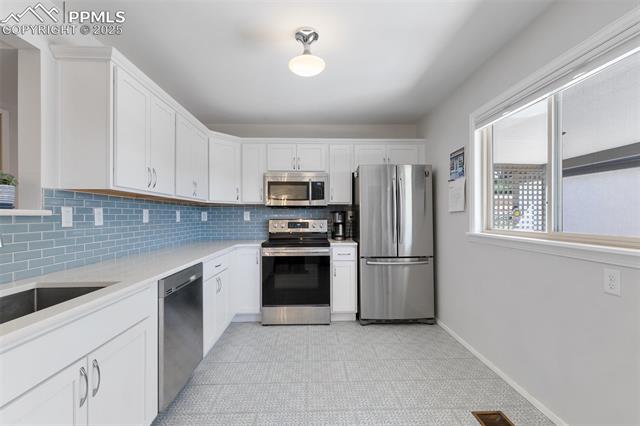 2207 Farragut Avenue