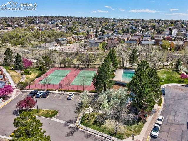 6930 Los Reyes Circle