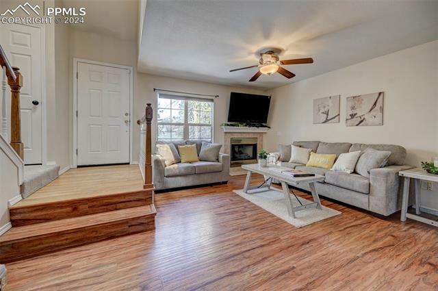 6930 Los Reyes Circle