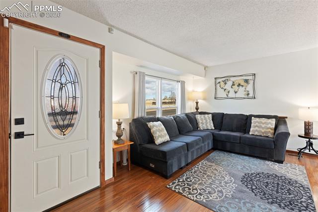 2105 Farnsworth Drive