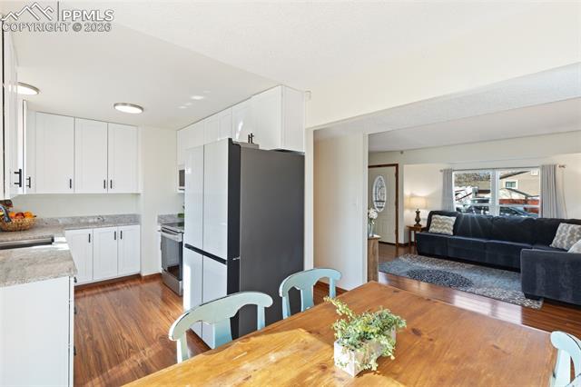 2105 Farnsworth Drive