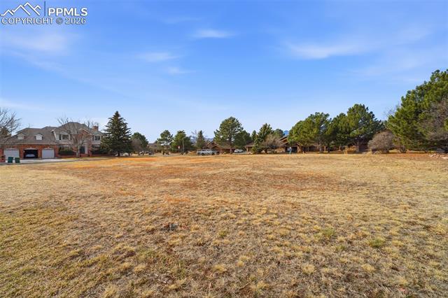 3810 Edgecliff Court