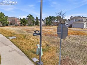 3810 Edgecliff Court