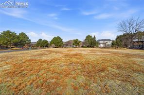 3810 Edgecliff Court