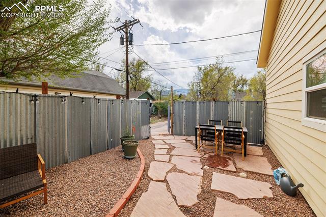 716 Arcadia Place